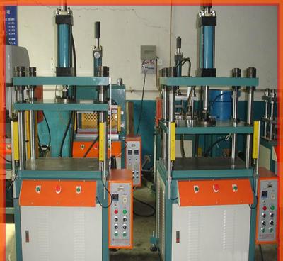 專業廠家批發銷售高品質油壓沖切機、鋁鎂制品沖邊機及油壓沖邊機