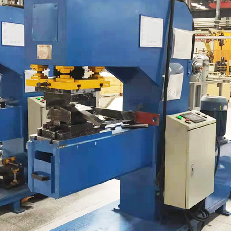 汽車油箱焊接設(shè)備 提升制造業(yè)效率的關(guān)鍵機(jī)械銷售解析